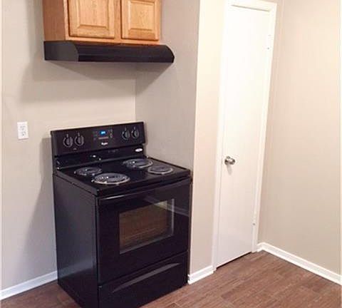 5th image of 15407 Indian Woods Dr