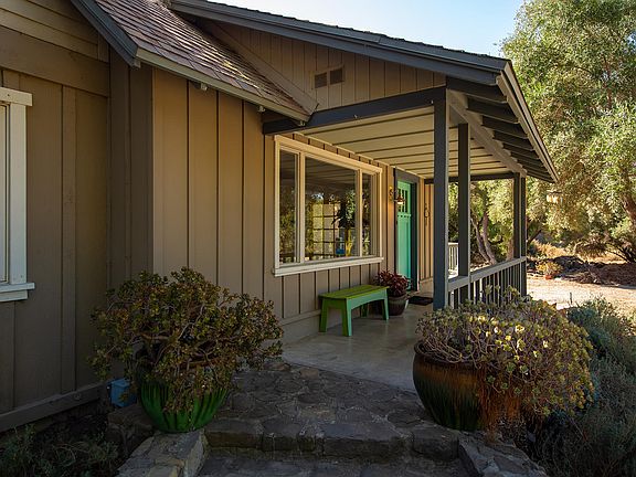 3rd image of 3428 Calle Moreno Ln