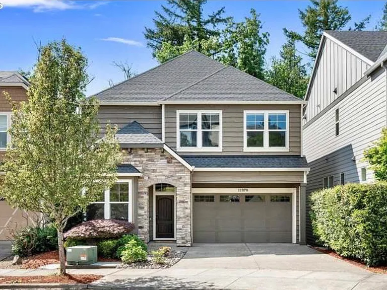 11379 NW Odeon Ln — Photo 1