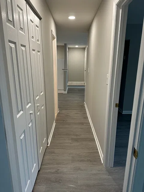 2 bed, 900 sqft, $2,100 — Photo 3