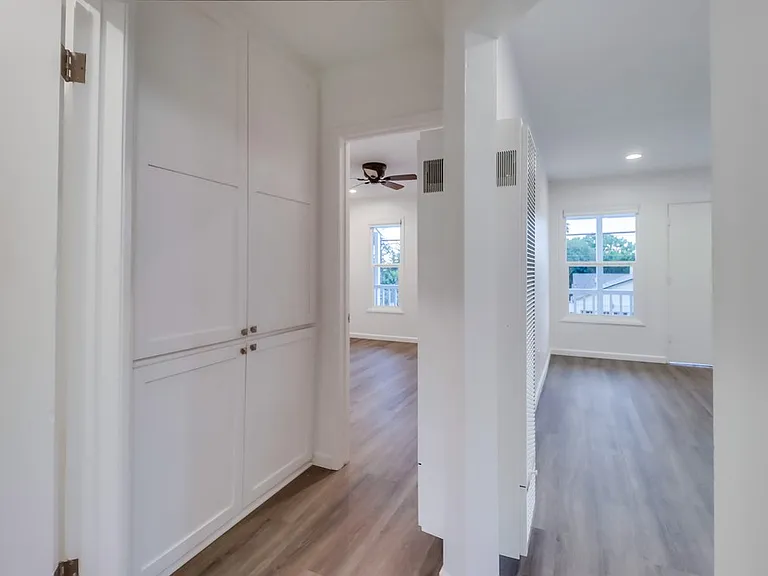 6037 La Jolla Hermosa Ave — Photo 10