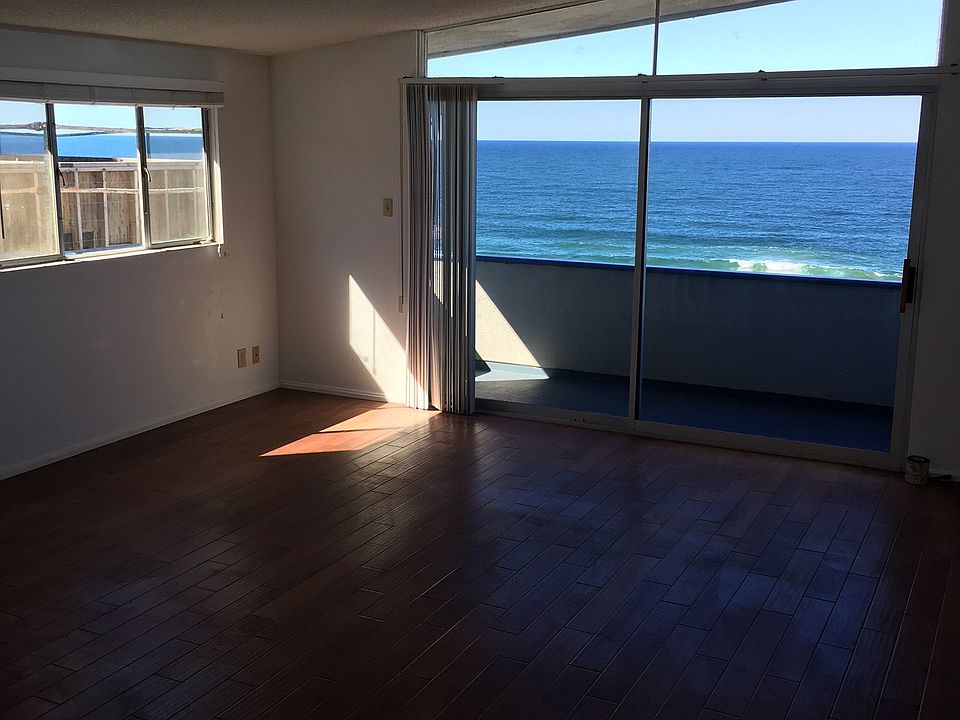 1st image of 902 Esplanade APT C