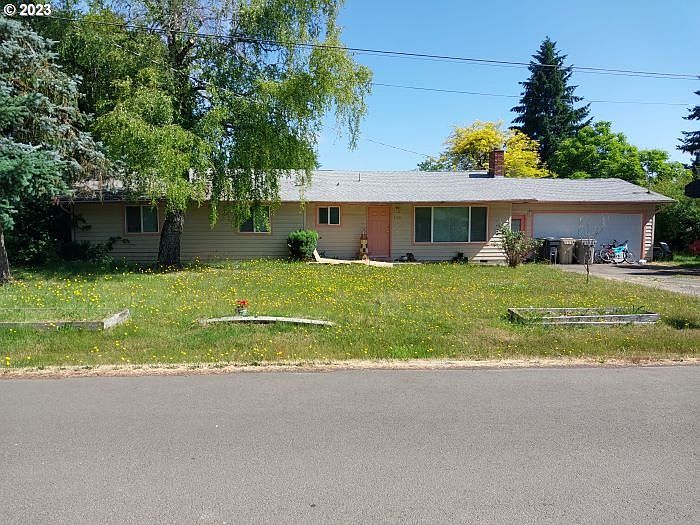 1st image of 2122 SE Laura Ln