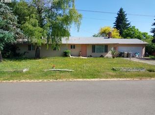 2122 SE Laura Ln, Dallas, OR 97338