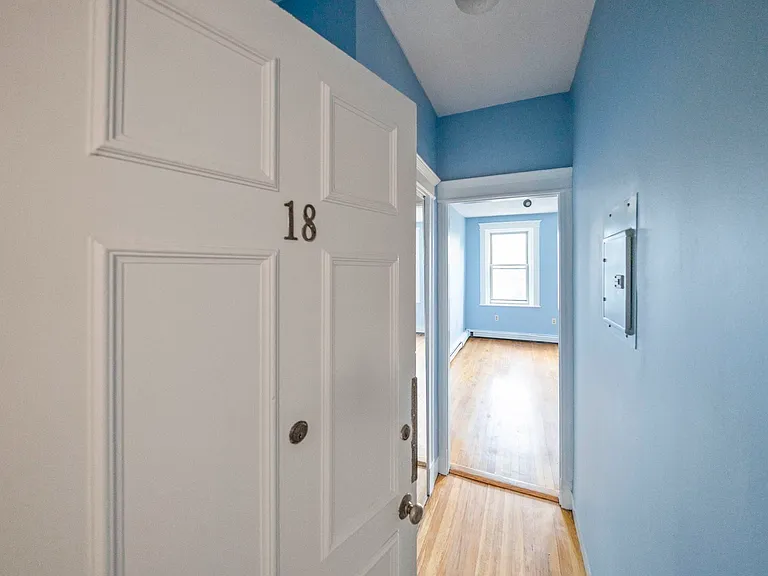 1625 Commonwealth Ave #18 — Photo 11