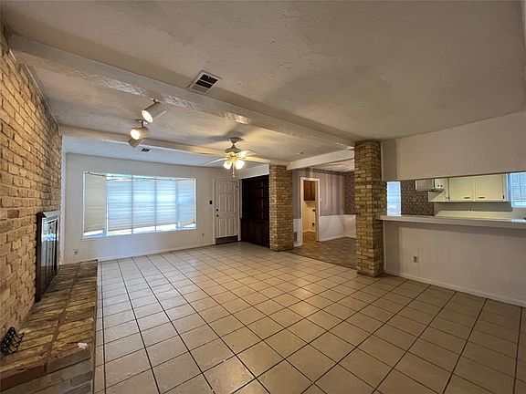 5th image of 8530 Hiawatha Dr