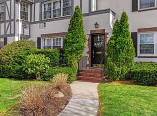 12 Lake Avenue #12, Bronxville, NY