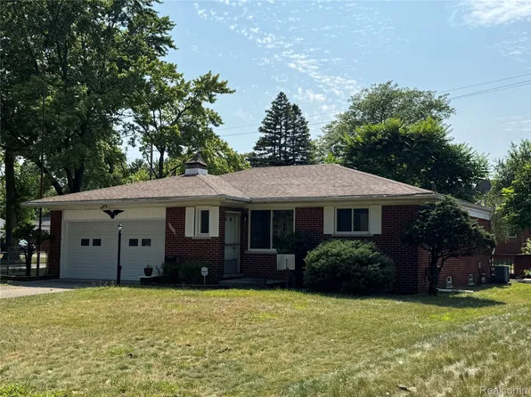 19980 Dorset St, Southfield, MI 48075