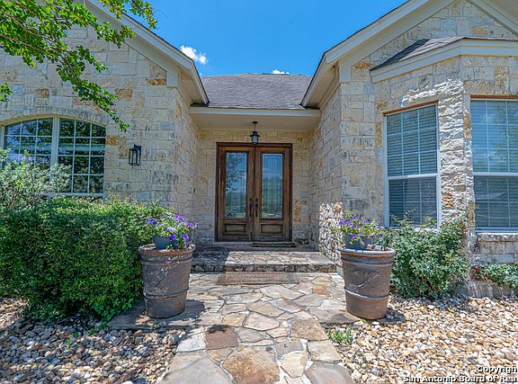 4th image of 125 Liberty Ln