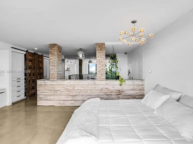 5701 Biscayne Blvd #Penthouse 9 — Photo 28