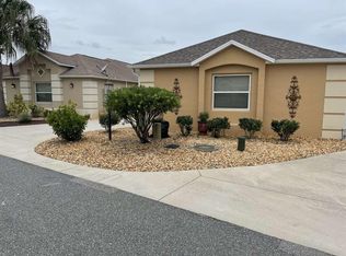 1067 Carver Ct, The Villages, FL 32163