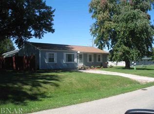 705 S Alexander St, Clinton, IL 61727