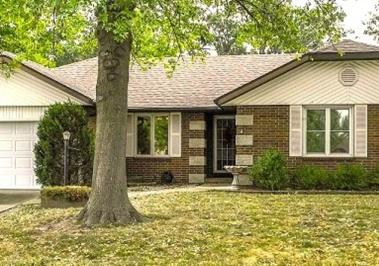 3 bed, 1863 sqft, $1,800 — Photo 1