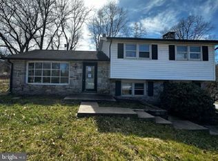 730 Pigeon Creek Rd, Pottstown, PA 19465