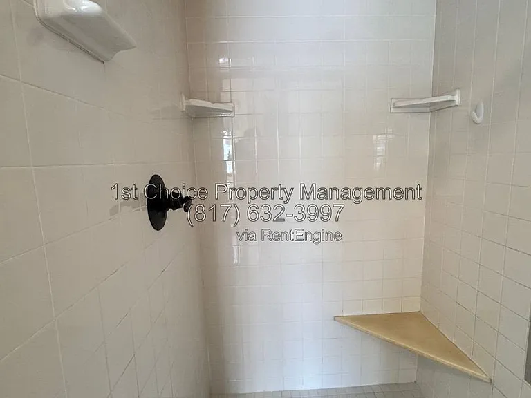 6376 Newport Ct — Photo 46