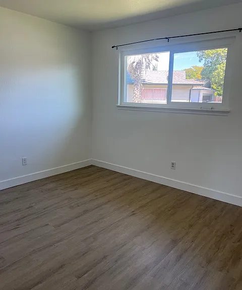 8837 Los Olivas Ct — Photo 8