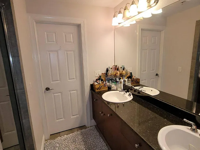 2529 Druid Rd E #2529 — Photo 17