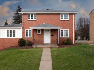 124 Rose Leaf Rd, Pittsburgh, PA 15220