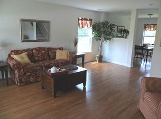 201 Glory Ct, Jonesborough, TN 37659