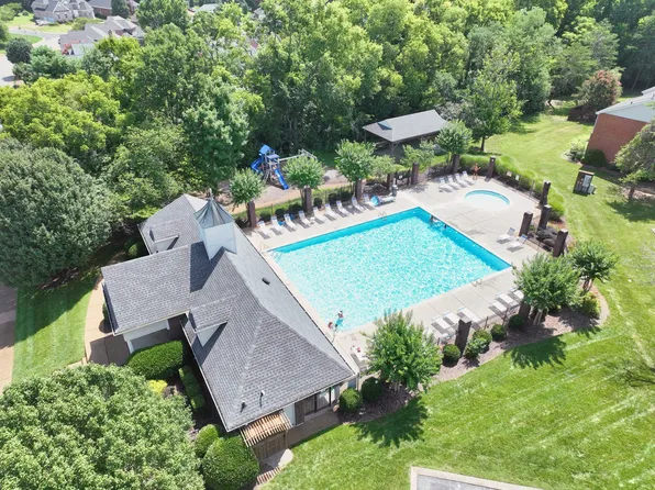 456 Old Towne Dr, Brentwood, TN 37027