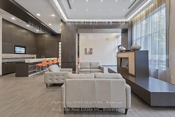 181 Wynford Dr #1207 — Photo 11