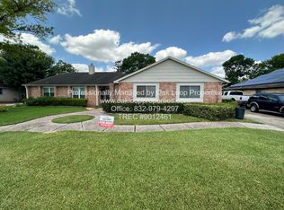 9306 Bollingbrook Dr, Houston, TX 77083