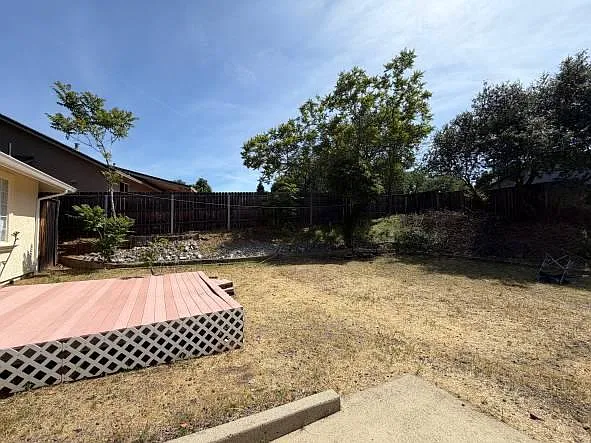 3790 Greenhaven Ln — Photo 10