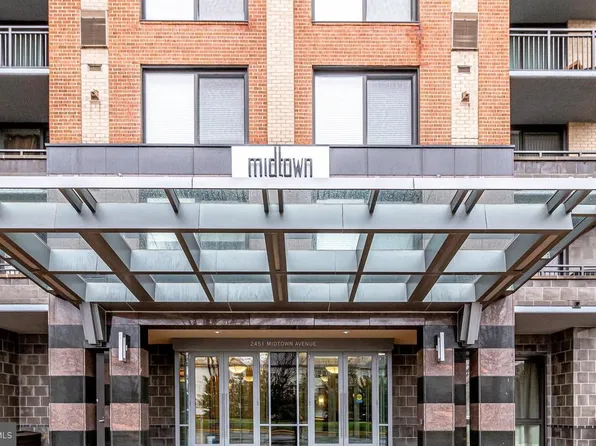 2451 Midtown Ave APT 705, Alexandria, VA 22303