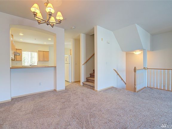 4th image of 4112 214th St SW APT C