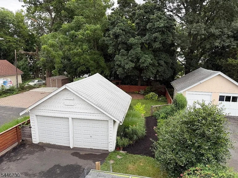 86 Jacoby St — Photo 22