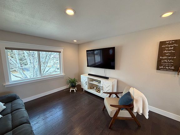 4th image of 2316 Victor Rd