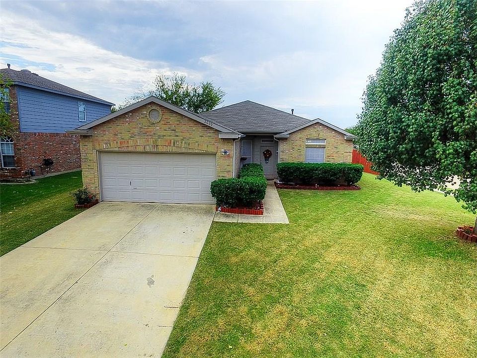 1st image of 2000 Bayberry Dr