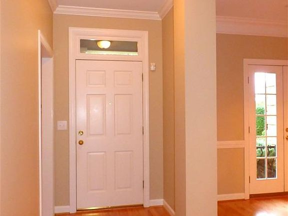 3rd image of 4338 1st Street Dr NW