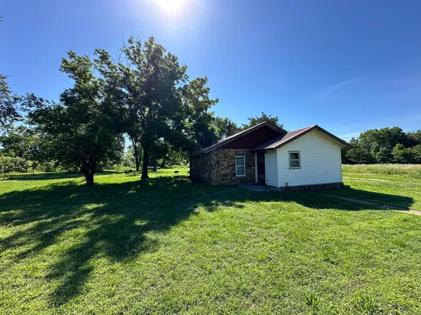 594 S Dade  1, Golden City, MO 64748