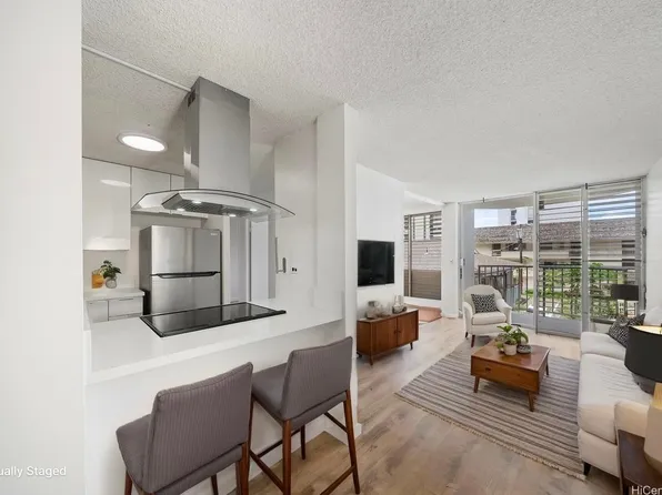 1535 Pensacola St APT 208, Honolulu, HI 96822
