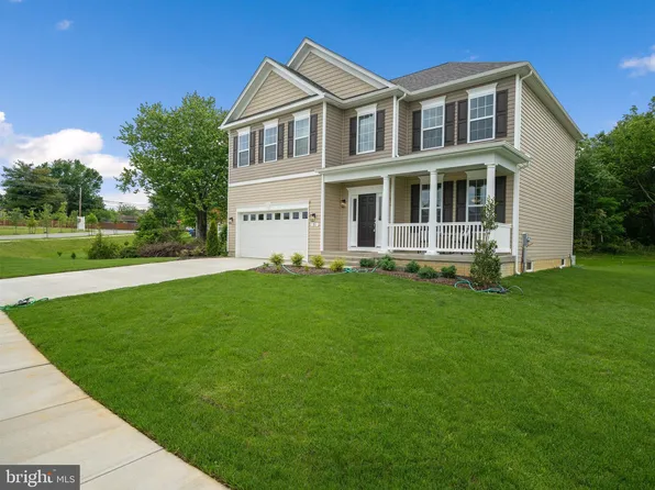 21 Candleberry Dr, La Plata, MD 20646