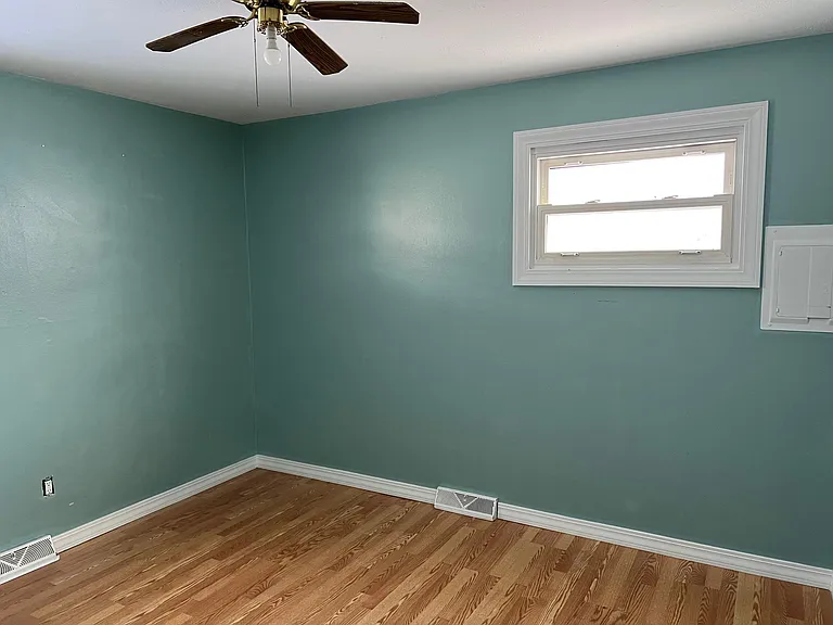 4271 Belle Ave — Photo 8