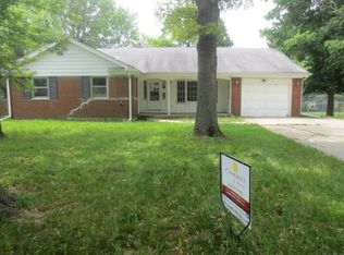 619 S Calumet Ave, Aurora, IL 60506