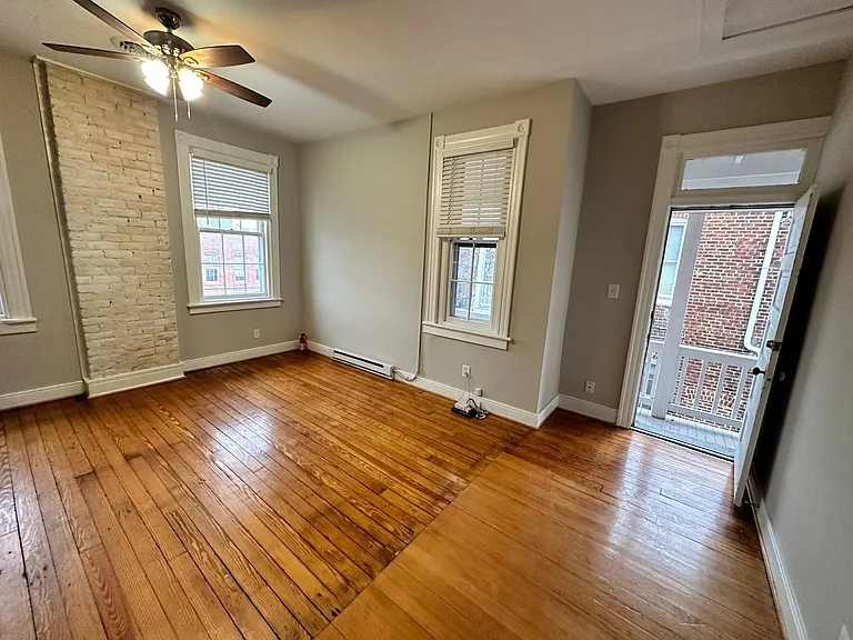 2204 W Grace St #1A — Photo 9