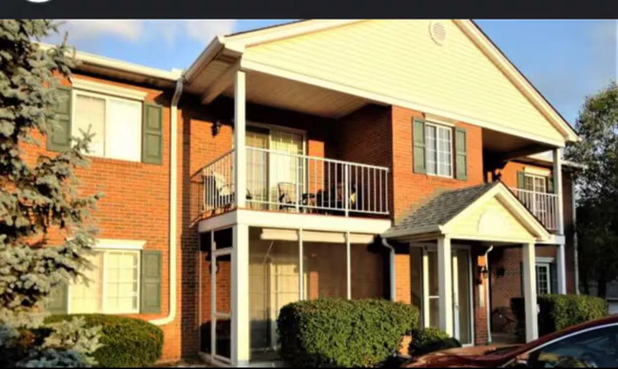 2 bed, 1162 sqft, $1,800 — Photo 1