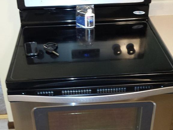 New ceramic top stove