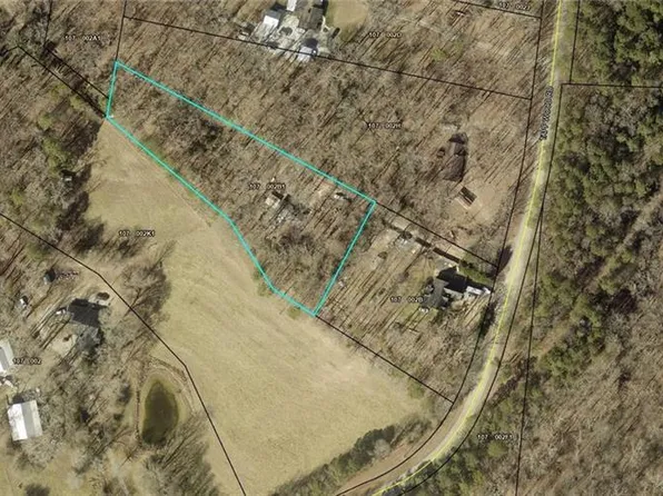 1325 Tapp Wood Rd, Hoschton, GA 30548