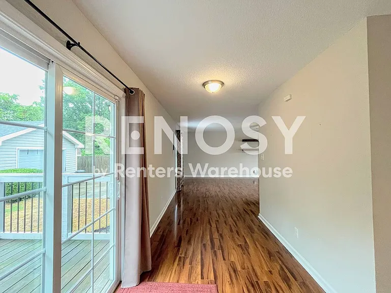 6941 Minnie Ave — Photo 12