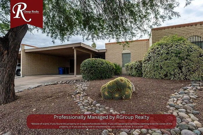 2 bed, 1.0 bath, 1179 sqft, $1,275 — Photo 1