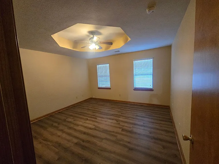 333B Edgewood Dr — Photo 10