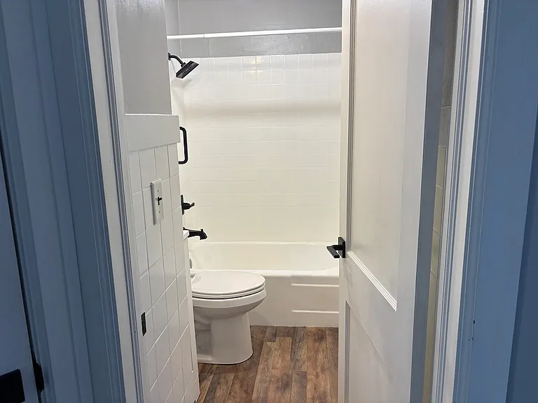 The view of the bathroom from the hallway
