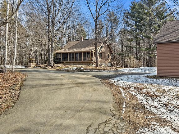 2nd image of 681 Maple Ridge Road