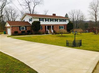 6 Barber Ave, Eighty Four, PA 15330