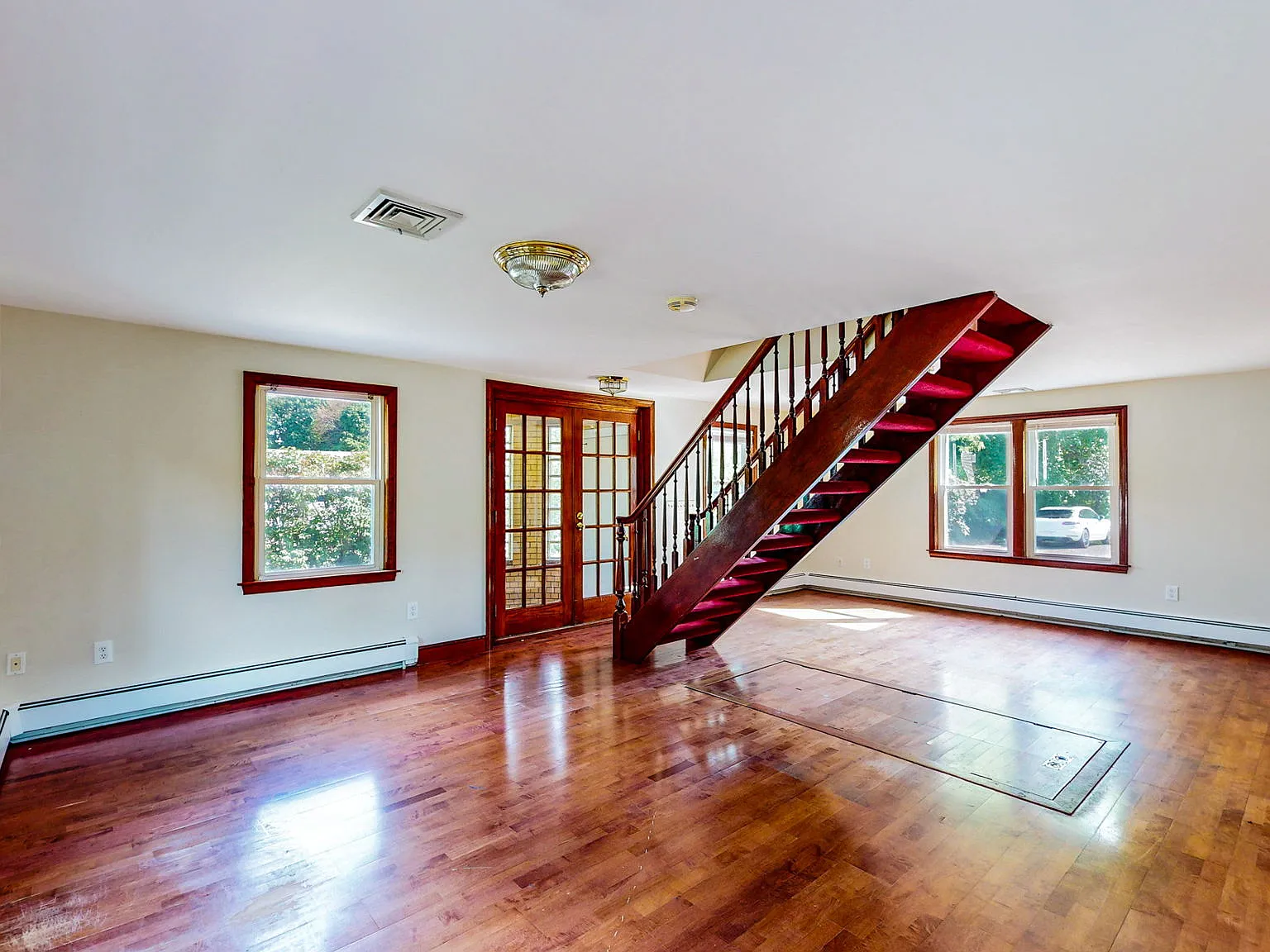 3 bed, 1850 sqft, $4,400 — Photo 3