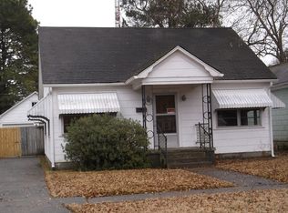1203 S Porter St, Stuttgart, AR 72160
